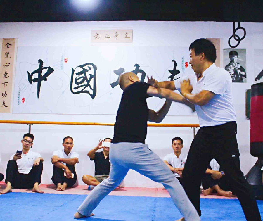 深圳弘义咏春拳馆学员讲述为什么三十多岁还去学咏春拳